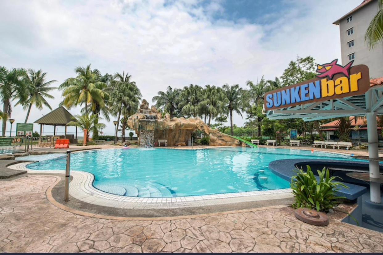 Entire Apartment 2Bedroom Port Dickson Glory Beach Exteriör bild